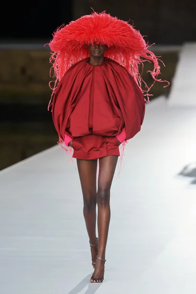 Look 1